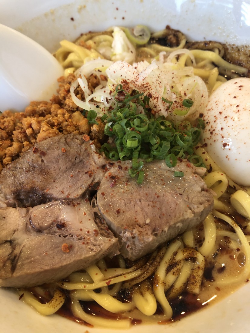 激辛汁無し坦々麺