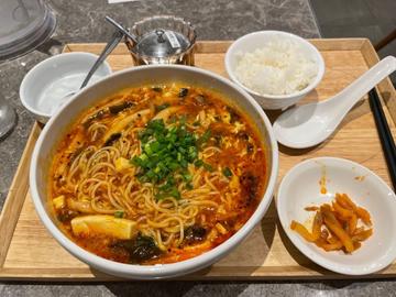 酸辣湯麺 大辛