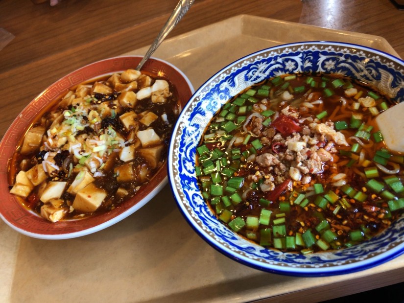 台湾ラーメン麻婆丼セット 激辛