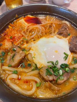 牛チゲ 半玉うどん入り 辛口