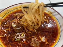 牛バラ刀削麺