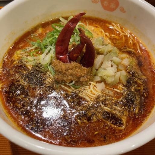 鬼・坦々麺 「もっともっと」辛く