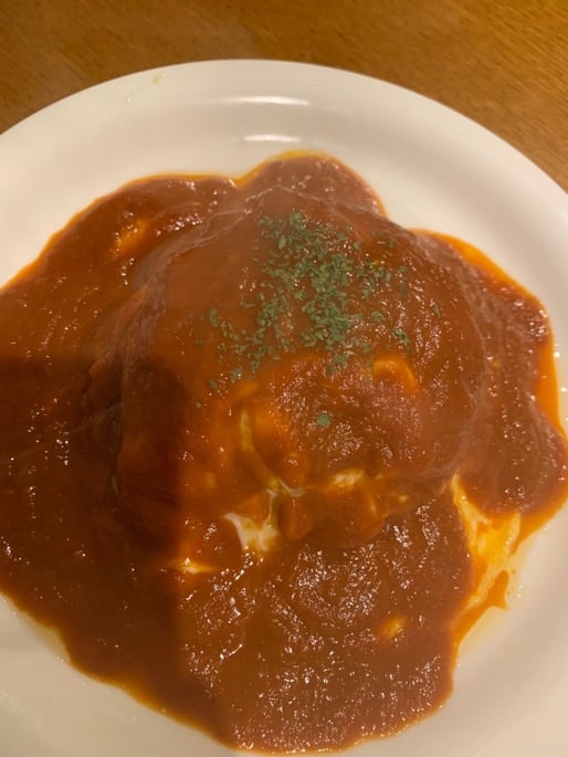 激辛！バターライスのオムライス