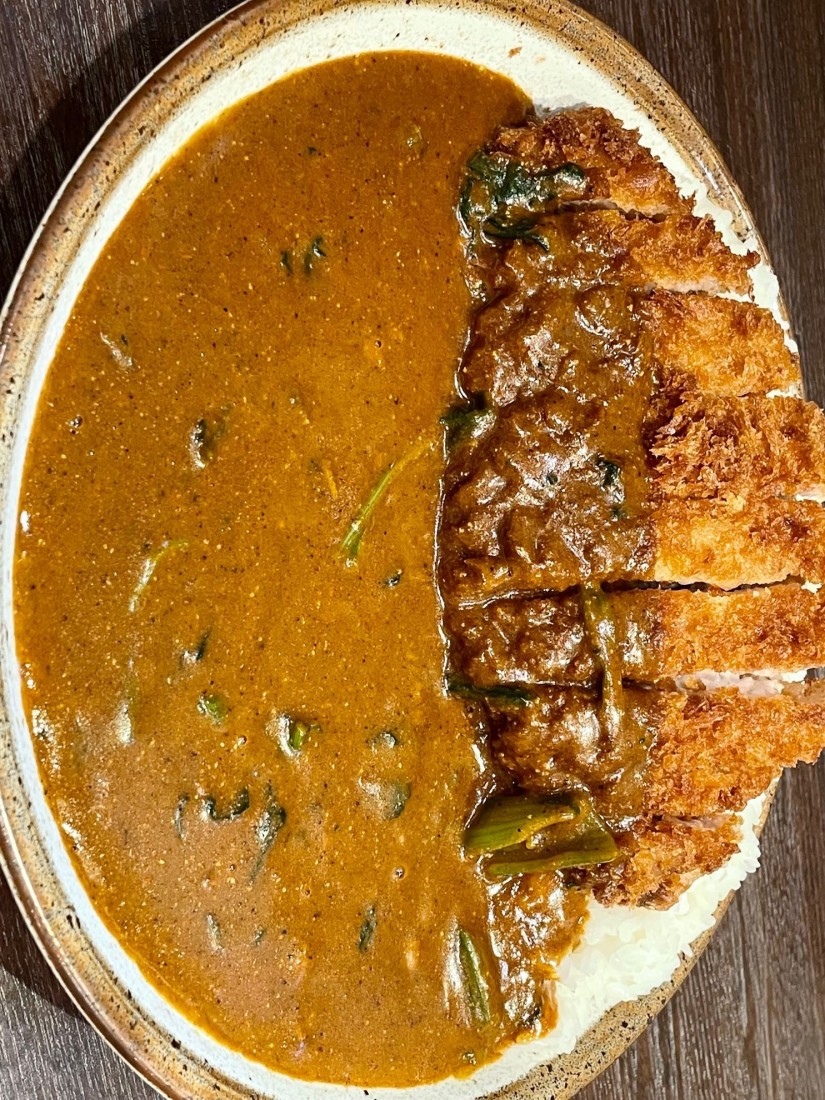 贅沢まつぶたトンカツカレー 10辛
