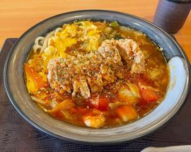 鶏竜田の黒酢酸辣うどん