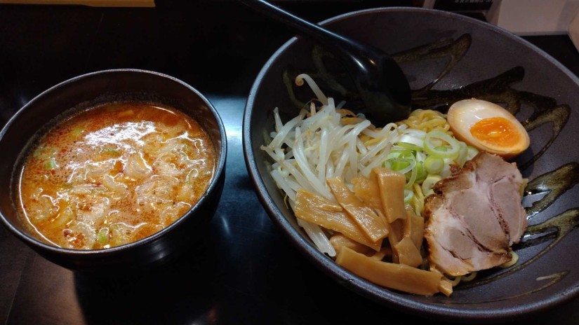 味噌つけ麺  辛味噌追加