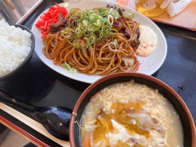 旨辛牛ホルモン焼きそば