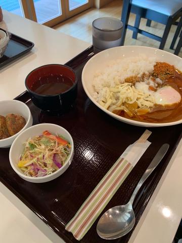 カレーライス＋チーズ温玉