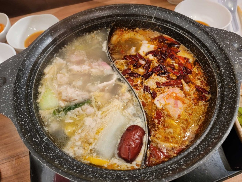 健食コース(四川風旨辛スープ／チャウダースープ) 中辛