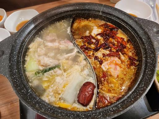 健食コース(四川風旨辛スープ／チャウダースープ) 中辛