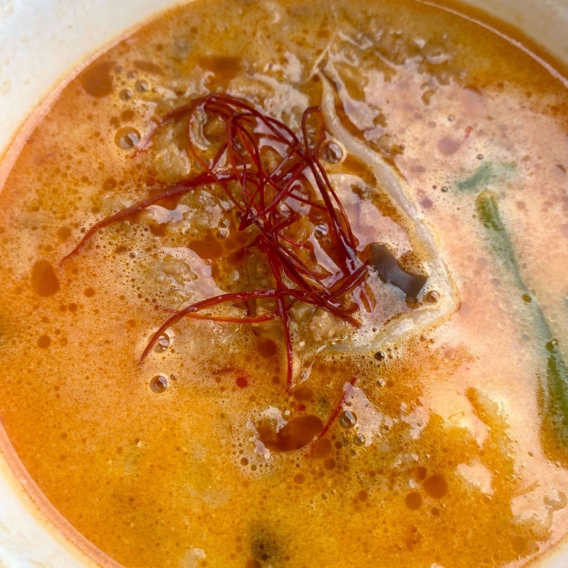 菰田欣也シェフ監修 あふれる胡麻の香り　担々春雨スープ