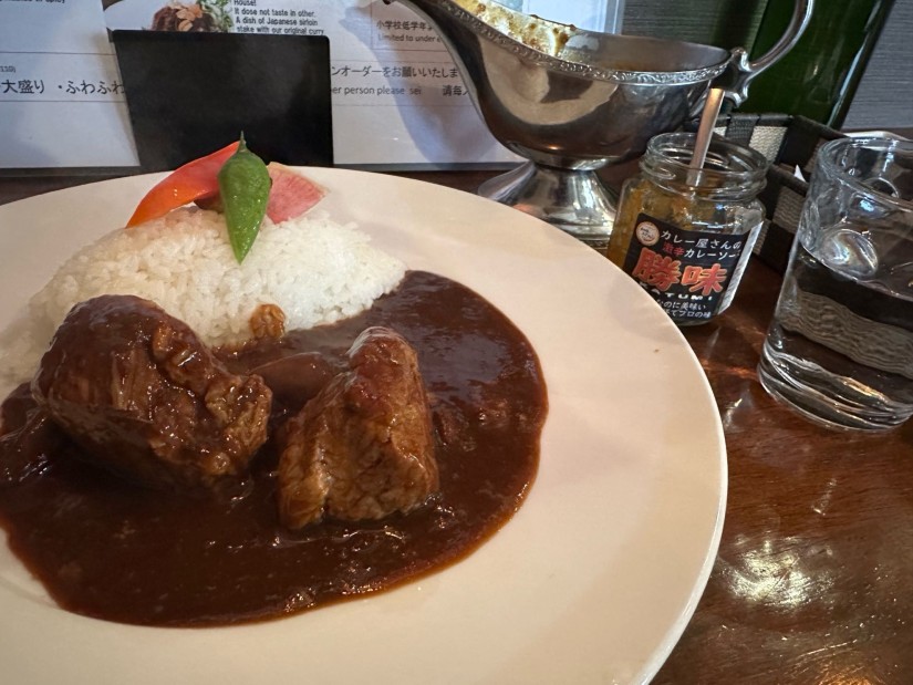 和牛ごろごろビーフカレー