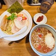 トマトチーズつけ麺 辛味トッピング