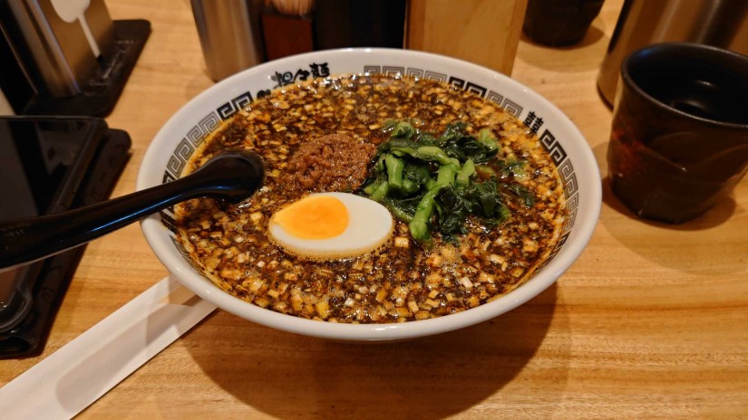 黒の坦々麺【黒胡麻麺・極辛】 5段階【なし・小・中・大・極辛】