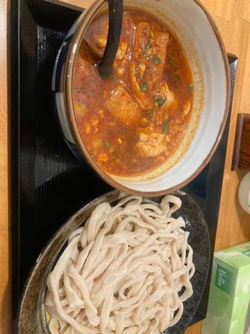 辛豚肉汁うどん 赤0 黒5