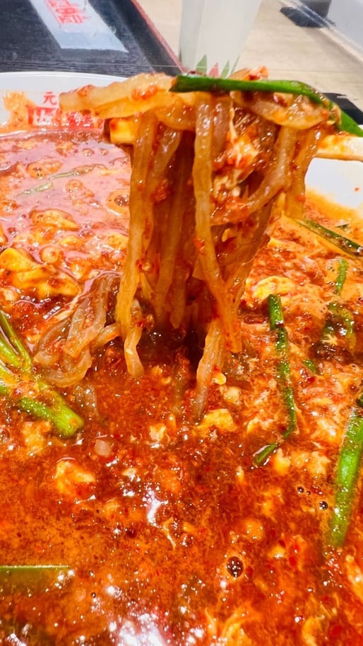 トマト辛麺 15辛