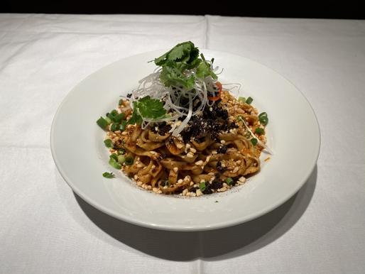 変態汁無し坦々麺 変態