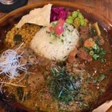 MANOSチキンカレー 3辛