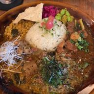 MANOSチキンカレー 3辛