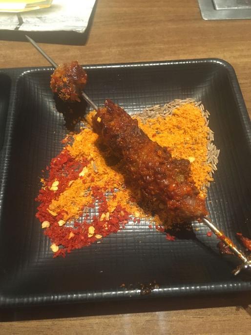 麻辣羊肉串