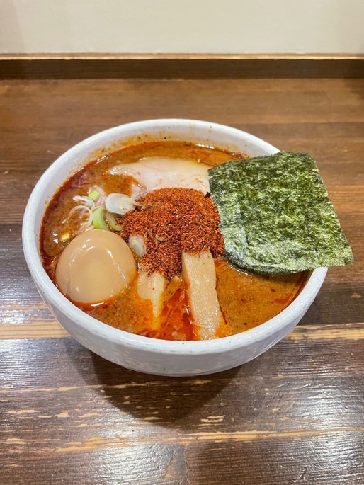 辛辛魚味玉らーめん 辛めの辛め