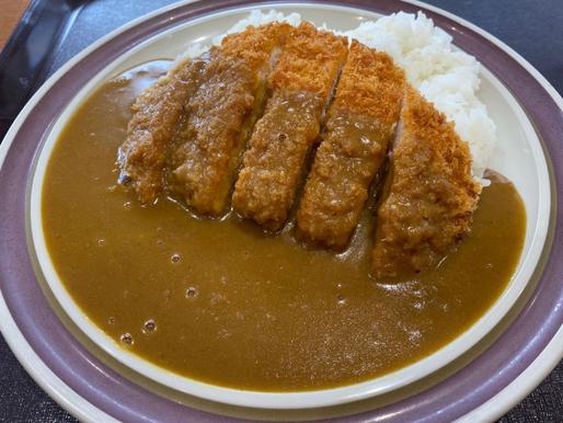 カツカレー せせらぎ汗