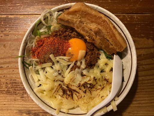 辛いチーズまぜそば