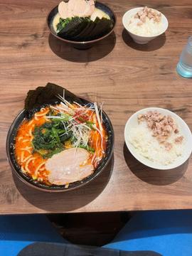 赤家系ラーメン 辛2