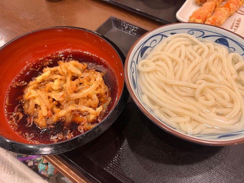 甘辛つけ汁 香ばしえびのかき揚げうどん