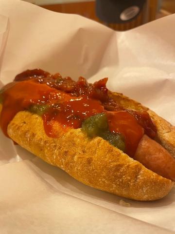 焼きたてドッグ 悶絶の激辛ブートジョロキア ～デスソースの刑～