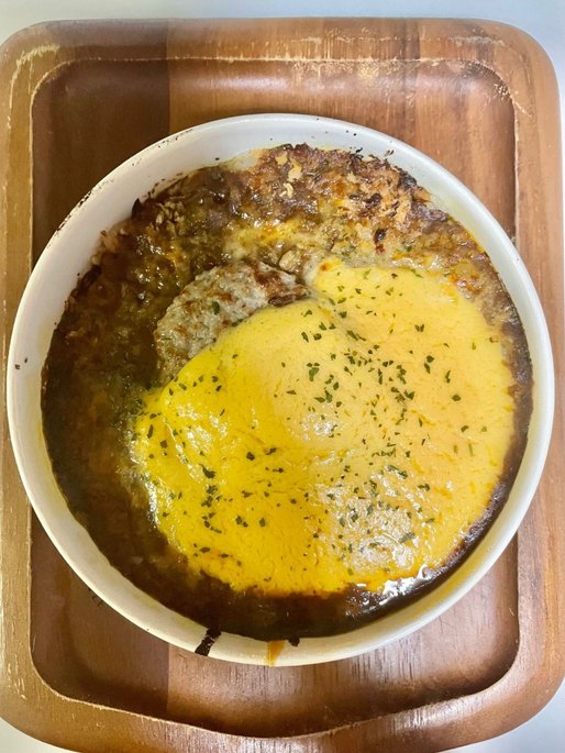 とろーりチーズのカレーハンバーグドリア