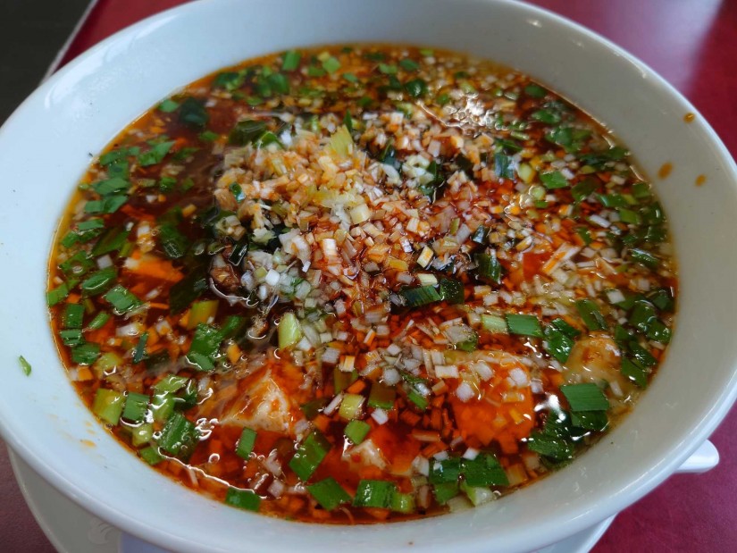 麻婆ラーメン だいぶ辛目