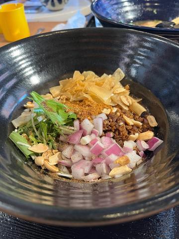 山椒香る 沖縄県産豚の肉味噌まぜそば