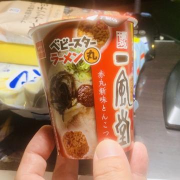 ベビースターラーメン丸 一風堂赤丸新味とんこつ風味