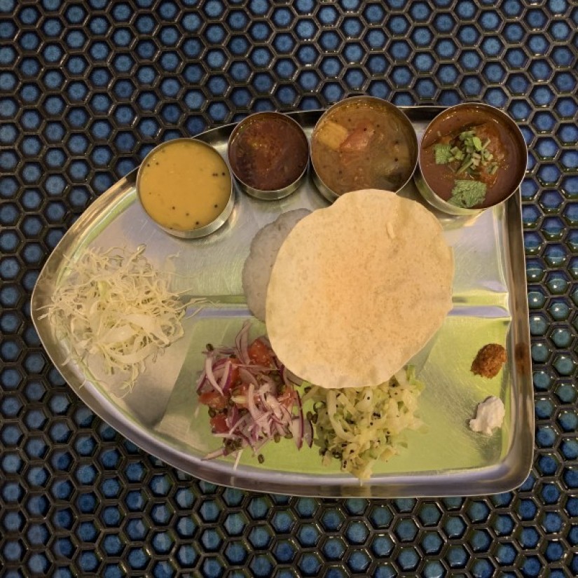 ノンベジ　ミールス