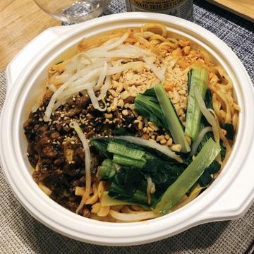 汁無し坦々麺 中辛
