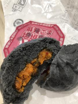 麻辣ごま坦坦まん