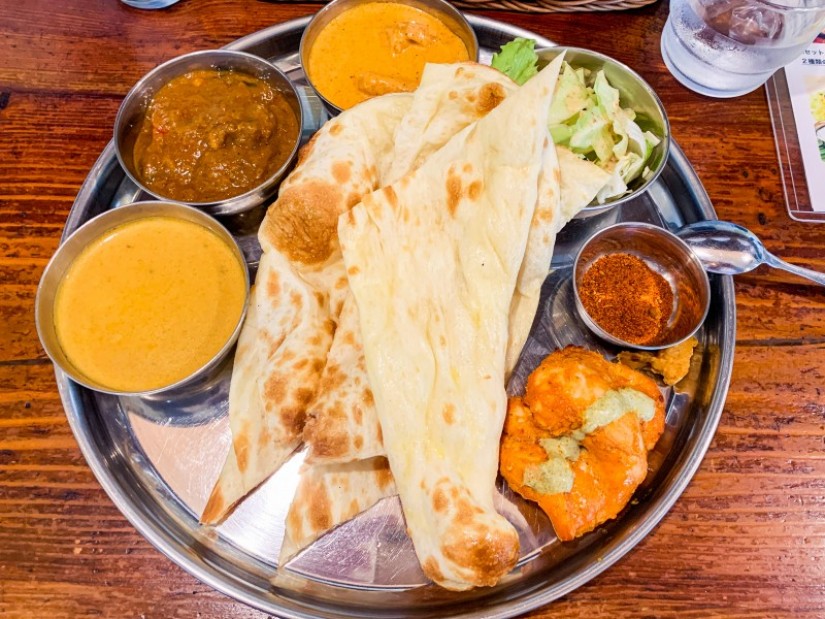 Ｃセット(バターチキン、マトン、シーフード)