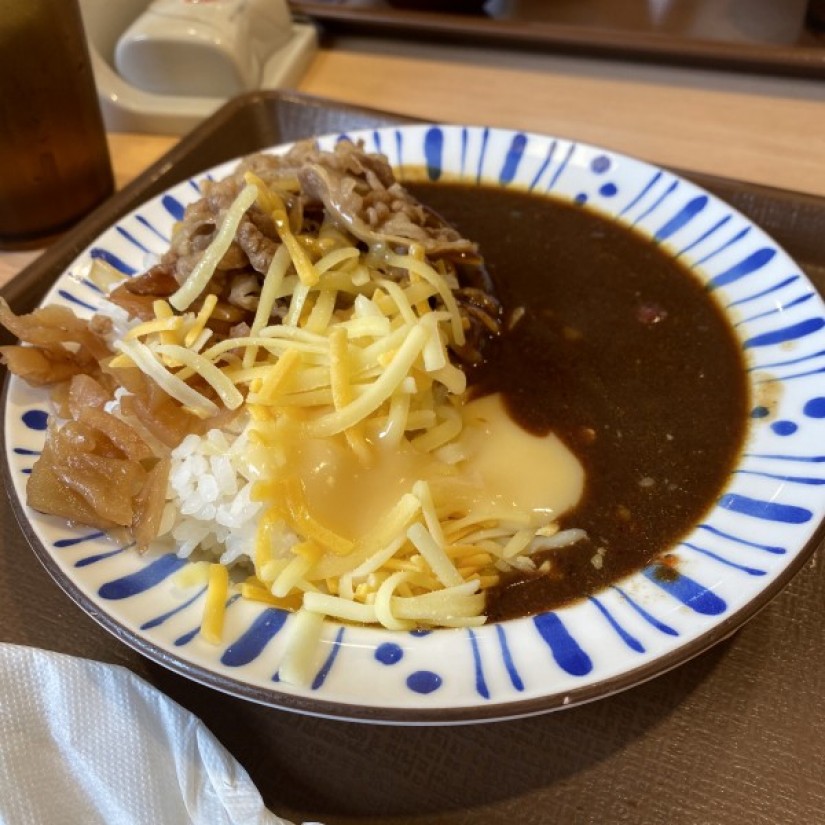 横濱カレーチーズ牛トッピング 5辛