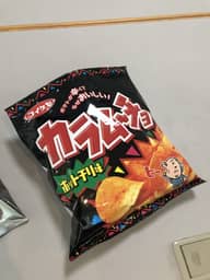 カラムーチョチップス ホットチリ味