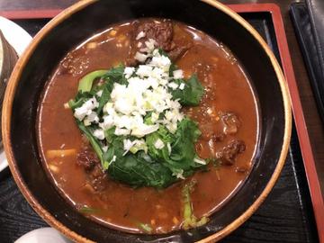豚軟骨の辛い麺