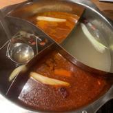 モンゴル薬膳鍋 薄辛