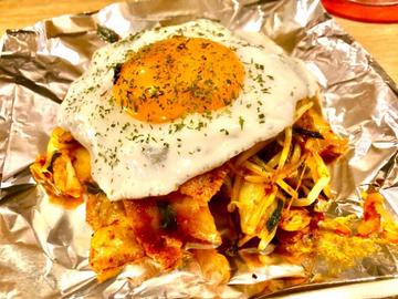 豚キムチ目玉焼き乗せ