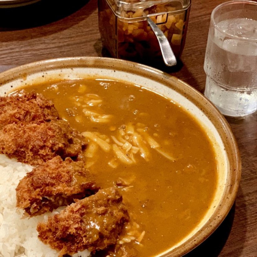 手仕込み 牛メンチ カツカレー 4辛