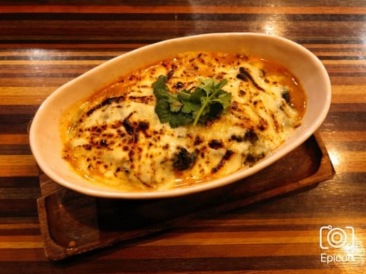 牡蠣とほうれん草の焼きチーズカリー 大辛