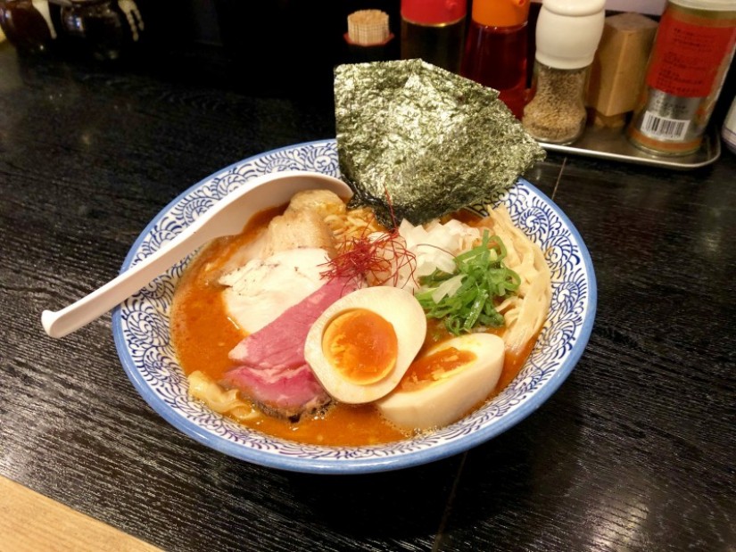 濃厚辛味噌鶏白湯らーめん 激辛