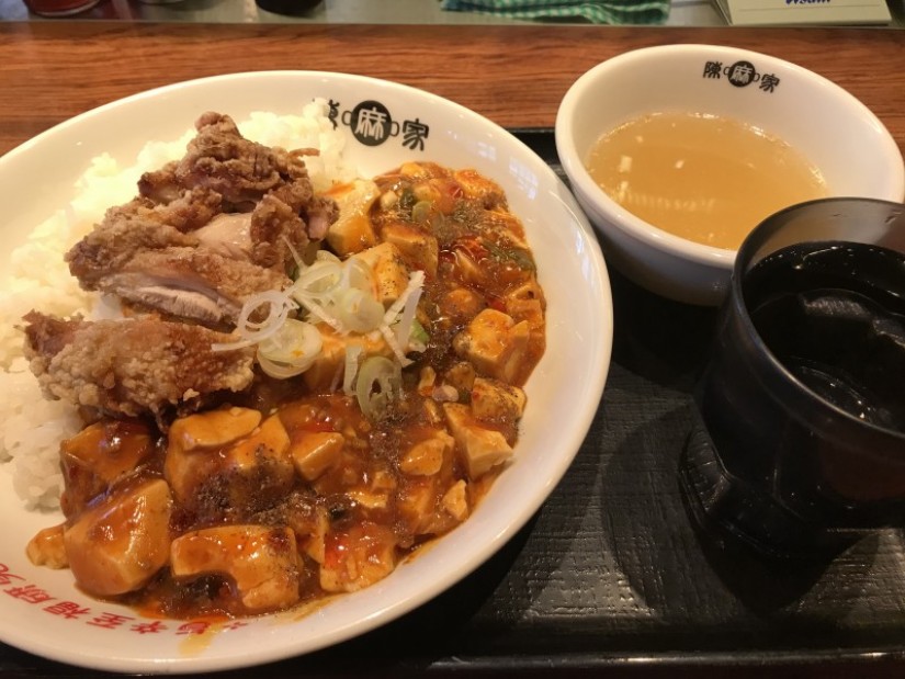 鶏排陳麻婆飯　 2辛