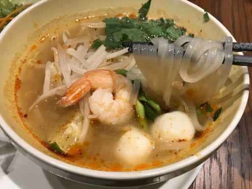 トムヤムクンヌードル