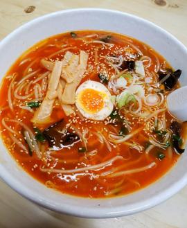 ボーボー麺¥680 宇宙一