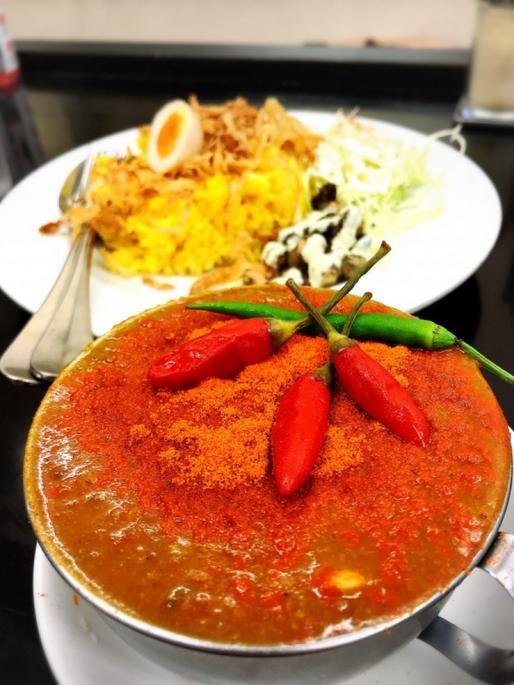 激辛鶏のチリチリ赤カレー